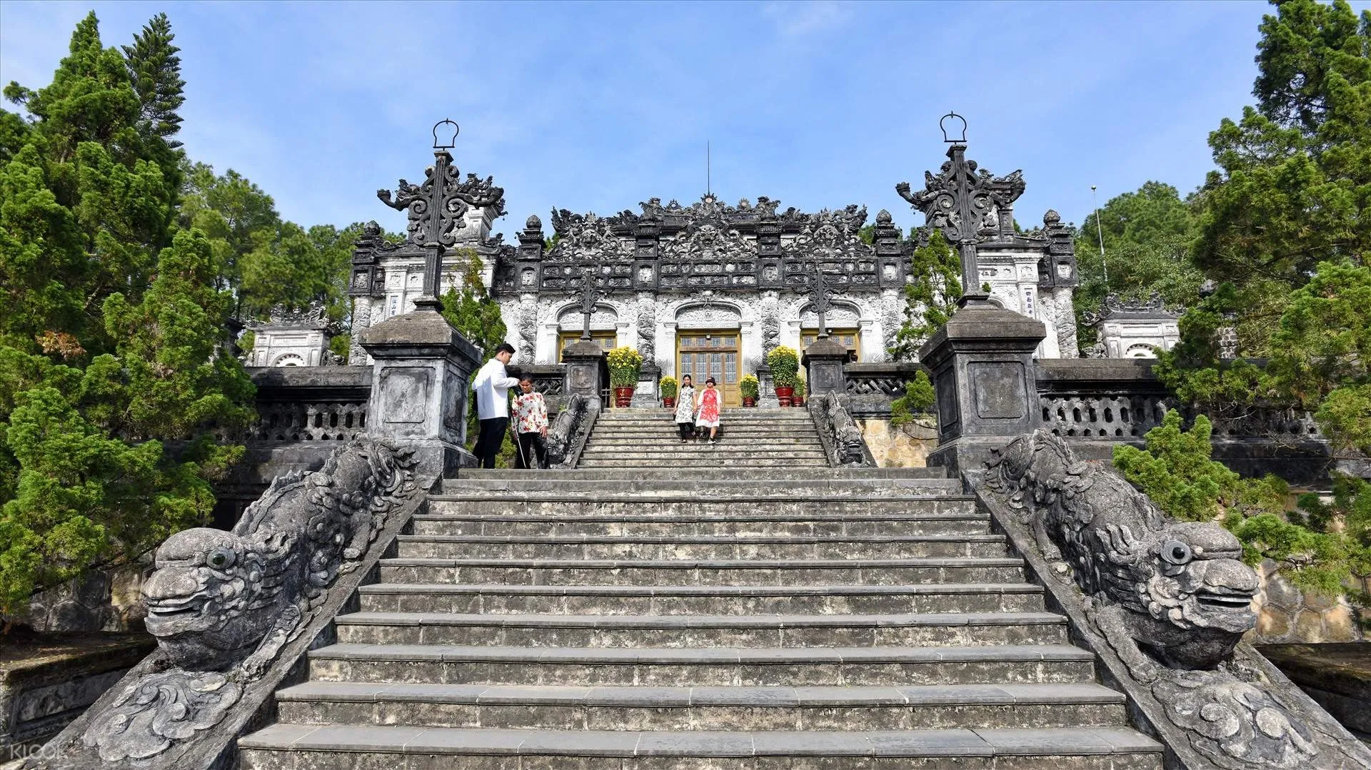 Vé Quần thể Di tích Cố đô Huế 1